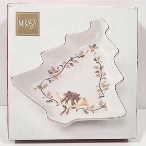 Mikasa‎ Holiday Elegance Christmas Tree Candy Dish Holly Berries FKOO I-203
